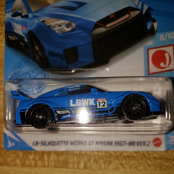 Hot Wheels LBW GTR - Picture 4 of 5